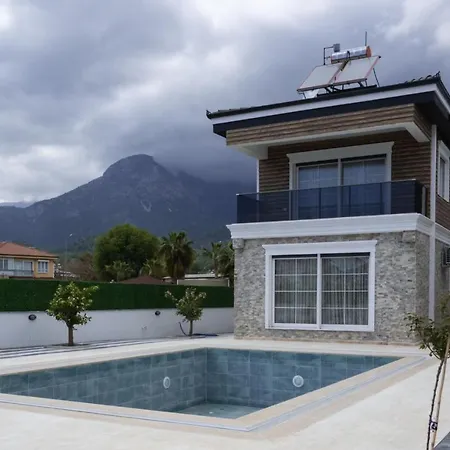 Teki̇rova Otel