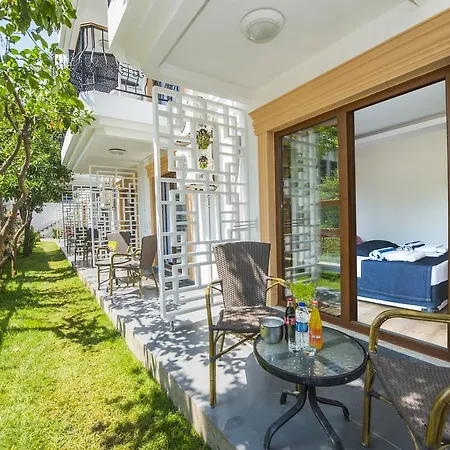 Otel Teki̇rova