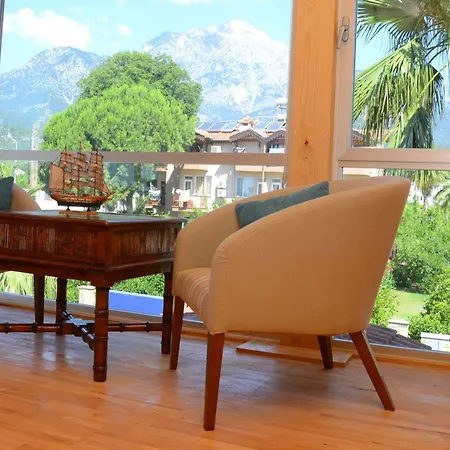 Teki̇rova Otel